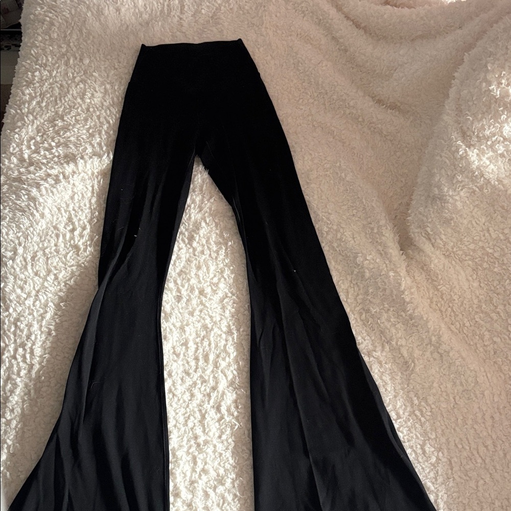 Aerie Black High-Rise Flare Leggings